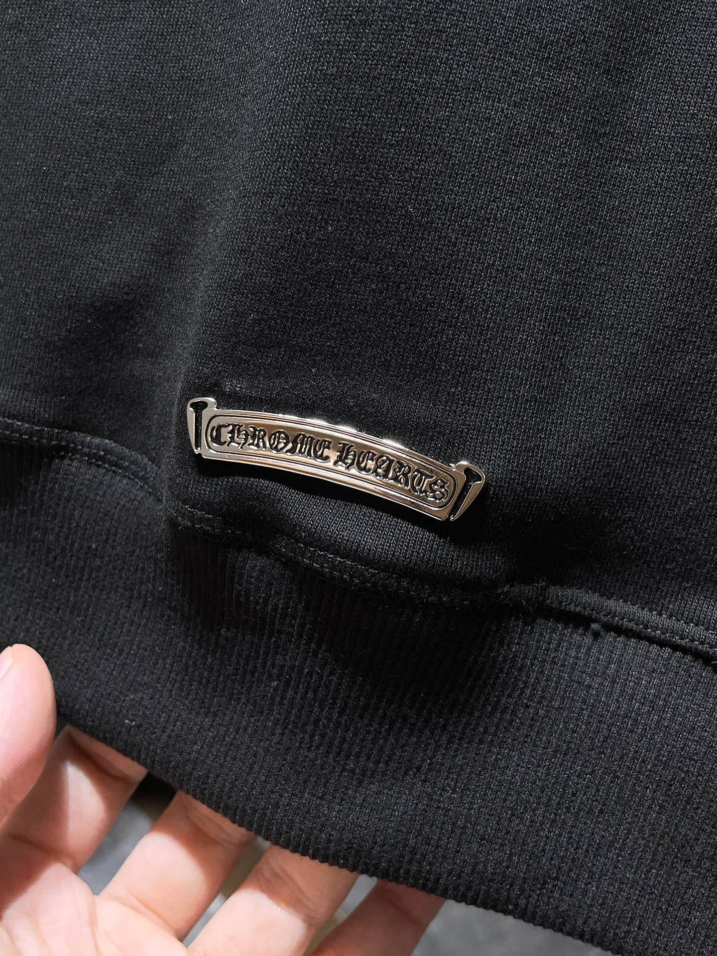P260 Chrome Hearts counter synchronization ❤️ Same style as Tony Leung ❤️ Chrome patchwork leather cross long-sleeved zipper sweatshirt Improved customized version 1:1 high-weight high-quality fabric Recommended color: black gray Size: S, M, L, XL